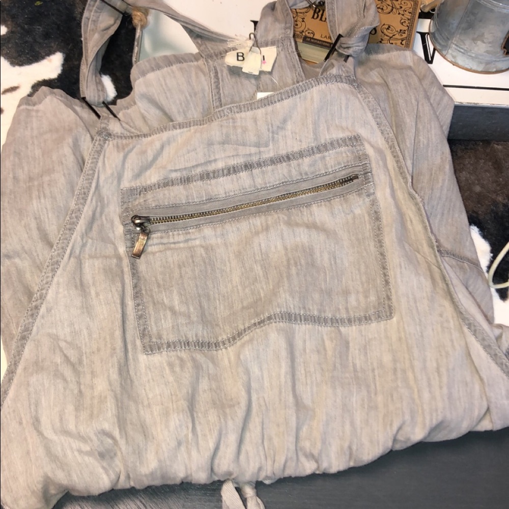 Boutique overalls. Super cute! NWT. Size S🤩